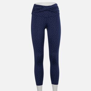 ✨🆕✨🏷️ Nike Yoga polka-dot twist high-waist 7/8 length tights